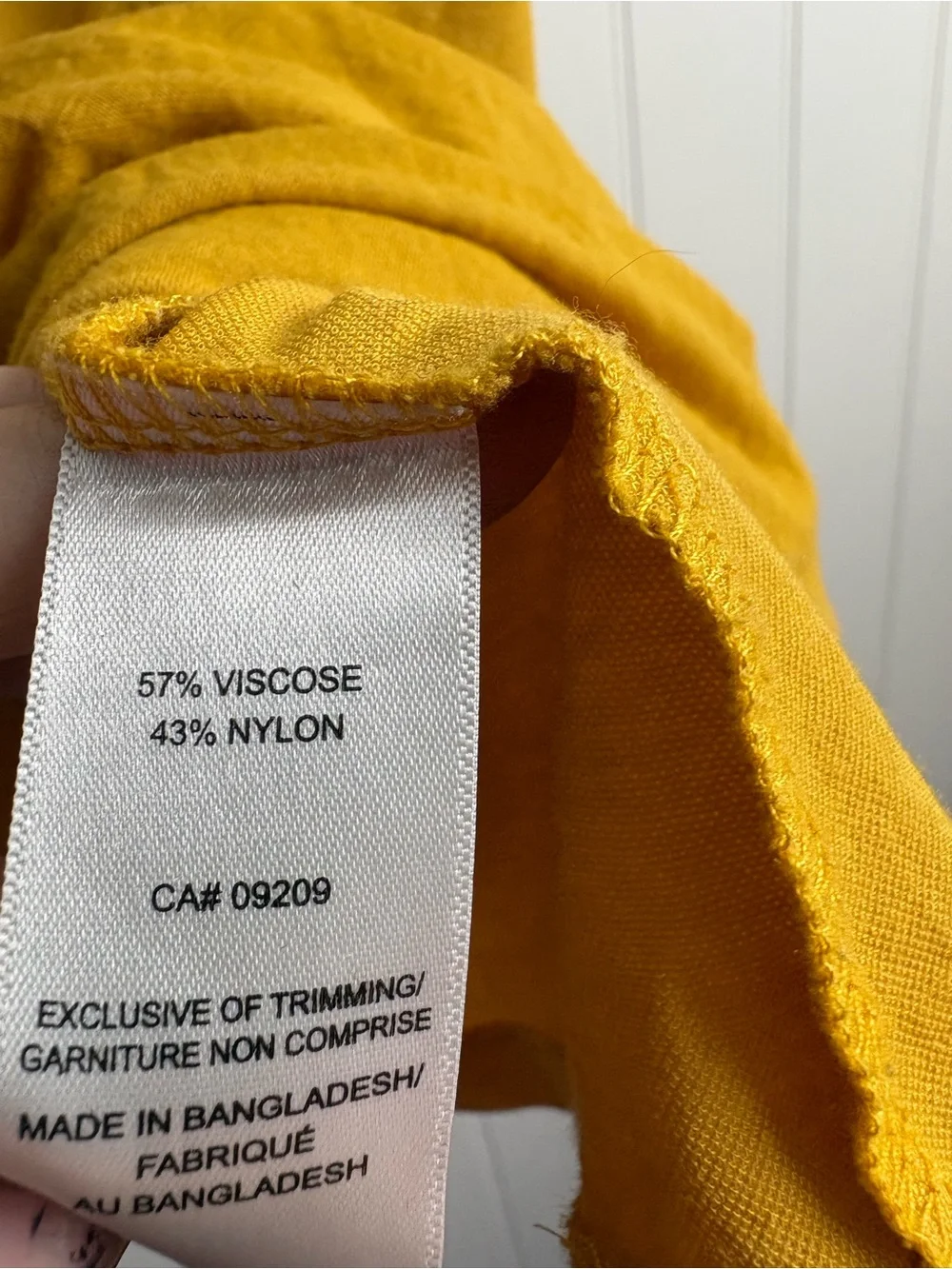 Cleo Mustard Yellow Cold Shoulder Top Size XL Casual Minimalist - Picture 5 of 6
